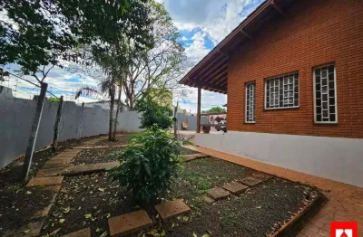Casa à venda no vila grego em santa bárbara d'oeste com 3 quartos (1 suíte) e 6 vagas de garagem