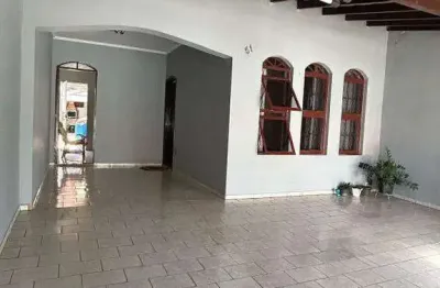 Casa à venda no residencial vale das nogueiras em americana com 2 quartos, sendo 1 banheiro social e 3 vagas de garagem