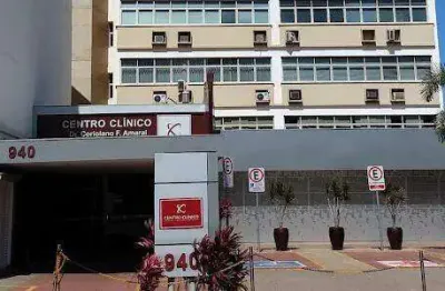 Sala comercial à venda no centro clínico coriolano ferraz do amaral em piracicaba com 65m²