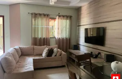 Casa à venda no parque residencial santa rosa i em santa bárbara d'oeste com 3 quartos (1suíte) e 2 vagas de garagem