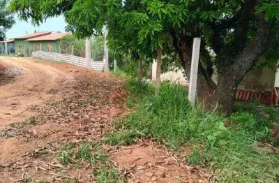 Chácara à venda no condomínio porto esperança em limeira com 1 quarto, sendo 1 banheiro social e 6 vagas de garagem