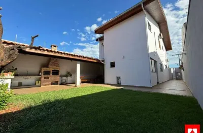 Casa à venda no jardim souza queiroz em santa bárbara d'oeste com 3 quartos (1 suíte) e 3 vagas de garagem