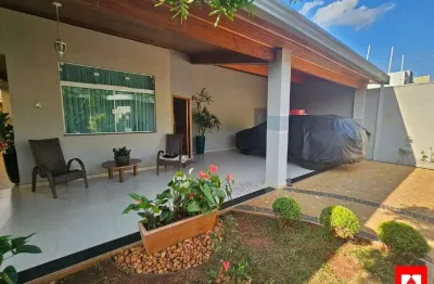 Casa à venda no residencial dona margarida em santa bárbara d'oeste com 3 quartos (1 suíte) e 4 vagas de garagem