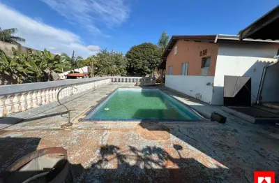 Chácara à venda no condomínio recanto solar em nova odessa com 2 quartos e 5 vagas de garagem