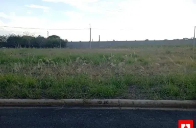 Terreno à venda no condomínio terramérica em santa bárbara d'oeste com 180 m²