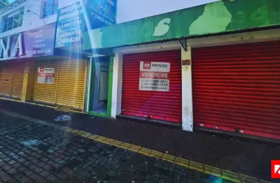 Conjunto de Salões Comerciais com 2 Andares no Centro de Americana