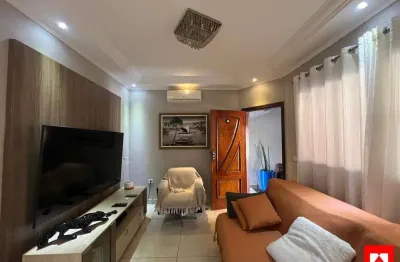 Sobrado à venda no jardim paraiso em santa bárbara d'oeste com 3 quartos (1 suíte) e 1 vaga de garagem