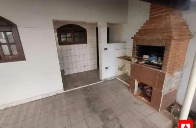 Casa à venda na vila santa maria em americana com 1 quarto e 4 vagas de garagem