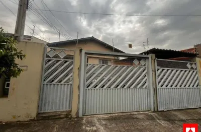 Casa à venda na vila amorim em americana com 3 quartos e 2 vagas de garagem