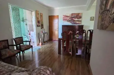 Apartamento à venda no condomínio araújo em poços de caldas com 3 quartos (1 suíte) e 2 vaga de garagem