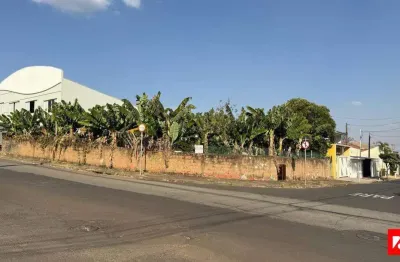 Terreno à venda no Campo Limpo, Americana 