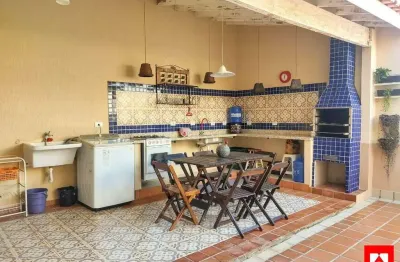 Casa à venda no condomínio iate clube de americana com 2 quartos (1 suíte) e 3 vagas de garagem