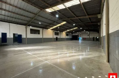 Galpão comercial/industrial para locação no distrito industrial em santa barbara d´oeste.