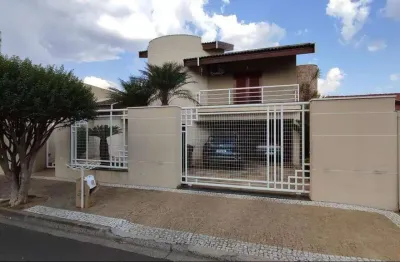 Casa à venda no parque novo mundo em americana com 3 quartos (1 suíte) e 4 vagas de garagem