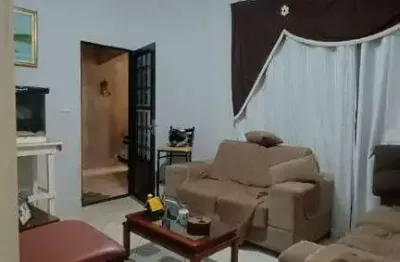 Casa à venda no jardim barão em santa bárbara d'oeste com 2 quartos e 2 vagas de garagem
