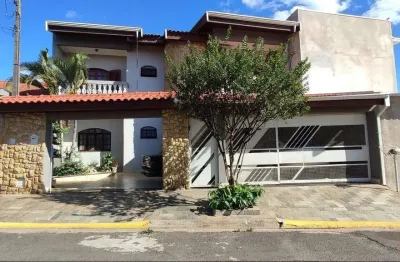 Sobrado à venda no vale das nogueiras em americana com 3 quartos (1 suíte) e 3 vagas de garagem