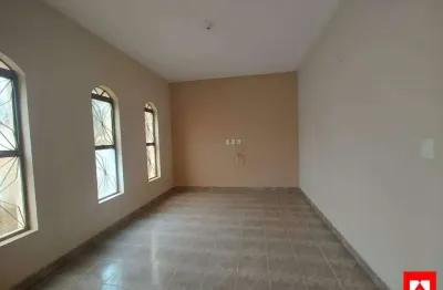 Casa à venda no residencial furlan em santa bárbara d'oeste com 4 quartos e 4 vagas de garagem