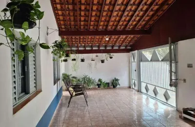 Casa à venda no jardim são francisco em santa bárbara d'oeste com 4 quartos e 3 vagas de garagem