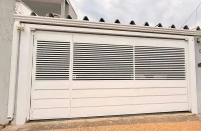 Casa à venda com 3 quartos (1 suíte) e 2 vagas de garagem no vale das nogueiras em americana