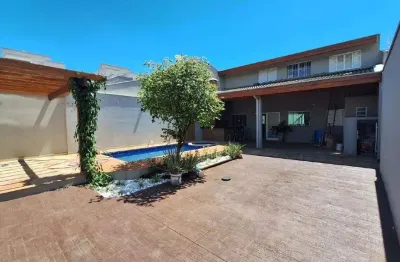 Casa à venda com 4 quartos (1 suíte e 1 demi-suíte) e 4 vagas no bairro jardim dona regina em santa bárbara d'oeste