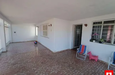 Casa à venda com 2 quartos e 2 vagas no Jardim América em Santa Bárbara d'Oeste