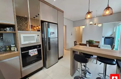 Casa à venda com 3 quartos (1 suíte) e 2 vagas no Parque Residencial Rochele II em Santa Bárbara d'Oeste