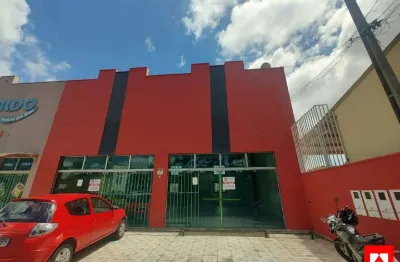 Salão Comercial para locação com 4 banheiros e 4 vagas no Centro de Santa Bárbara d'Oeste
