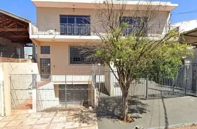 Casa de 279m²  à venda por r$ 1.100.000 - centro- londrina/pr
