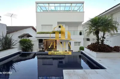 Casa condomínio, 3 sts, 01 máster com closet e hidr, 414 m2 área, 360 const