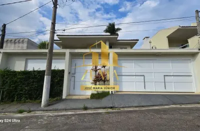 Sobrado amplo, 04 sts, excelente configuração e acabamentos, vila oliveira.