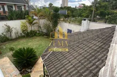 Sobrado em esquina, 04 suites, 450 m2 de construção, 3 vagas, vila oliveira