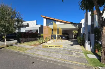 Casa térrea condomínio 144m2 em 250m2, 03 dorms (01 st), espaço gourmet, 04