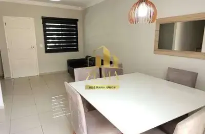 Sobrado 3 dorms (01st), lavabo, 02 vgs, mobiliado, ar cond, segurança 24h