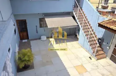 Sobrado 03 dorms, 03 vgs, gourmet, planejados, cozinha completa. 125m2