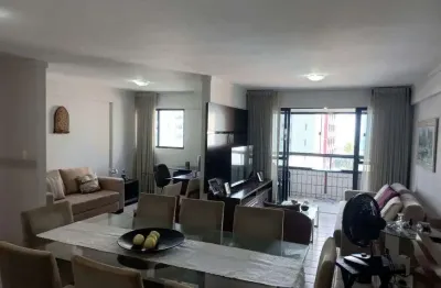 Apartamento para venda tem 115 metros quadrados com 3 quartos