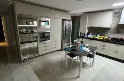 Linda casa em campo grande recife. ampla de 4 quartos