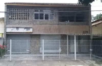 Casa residencial e área comercial à venda na iputinga