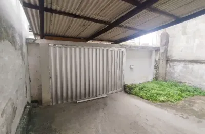 Casa ampla com três pavimentos em casa amarela alto santa isabel