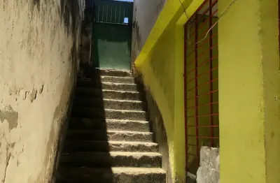 Prédio Comercial com 275m² + Estrutura para 3º Pavimento na Av. Hildebrando de Vasconcelos.