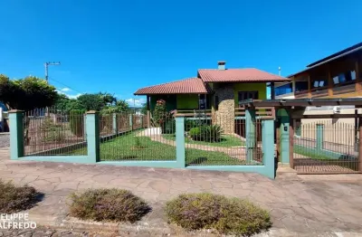 Casa com 3 quartos à venda na Rua Cambará Do Sul, 401, União, Dois Irmãos