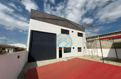Barracão para alugar no hauer com 754m² curitiba/pr