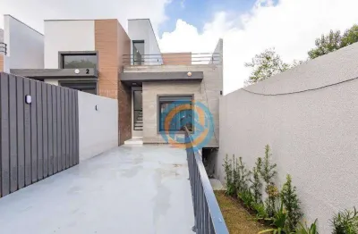 COMPRE SEM ENTRADA Casa Térrea com 2 Suítes, Terraços Privativos e Porão para Renda Extra - 167m² Útil e Total - Investimento Ideal em Curitiba