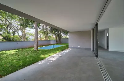 Casa em condomínio fechado com 4 quartos à venda na Rua José Gambarini, 68, Alto da Boa Vista, São Paulo