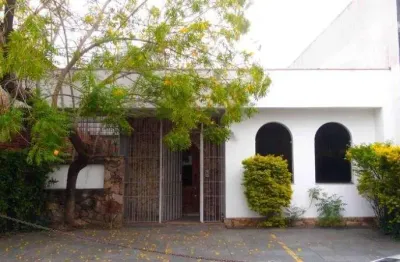 Casa comercial à venda na Rua Américo Brasiliense, 953, Chácara Santo Antônio, São Paulo