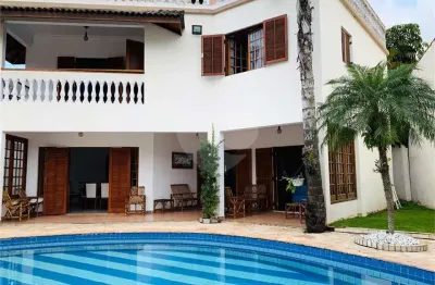 Casa com 4 quartos à venda na Rua Paschoal Leonardi, Interlagos, São Paulo