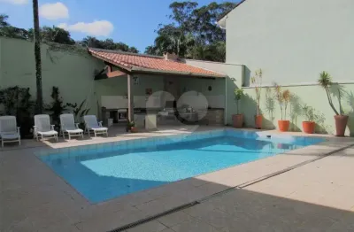 Casa com 4 quartos à venda na Rua Alberto Hodge, Alto da Boa Vista, São Paulo