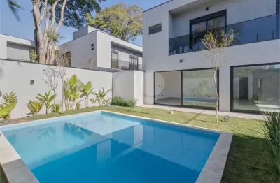 Casa em condomínio fechado com 4 quartos à venda na Avenida Santos Dumont, Alto da Boa Vista, São Paulo