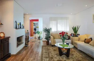 Casa com 6 quartos à venda na Rua Comendador Elias Zarzur, Alto da Boa Vista, São Paulo