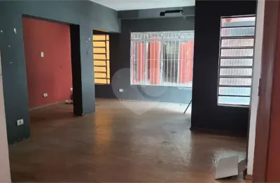 Sobrado à venda ou para alugar com 1 quarto em Chácara Santo Antônio (zona Sul), São Paulo, SP