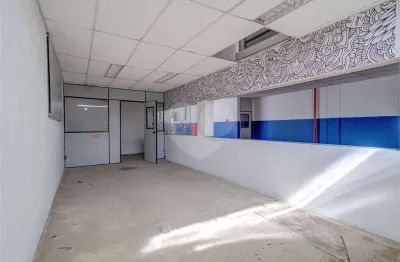 Prédio à venda na Rua Catulo da Paixão Cearense, 577, Saúde, São Paulo